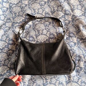 Vintage Kenneth Cole Black Leather Shoulder Bag